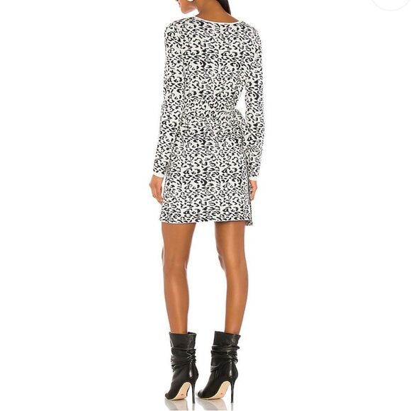 NWT LOVERS + FRIENDS Merida Wrap Sweater Dress - Picture 4 of 6